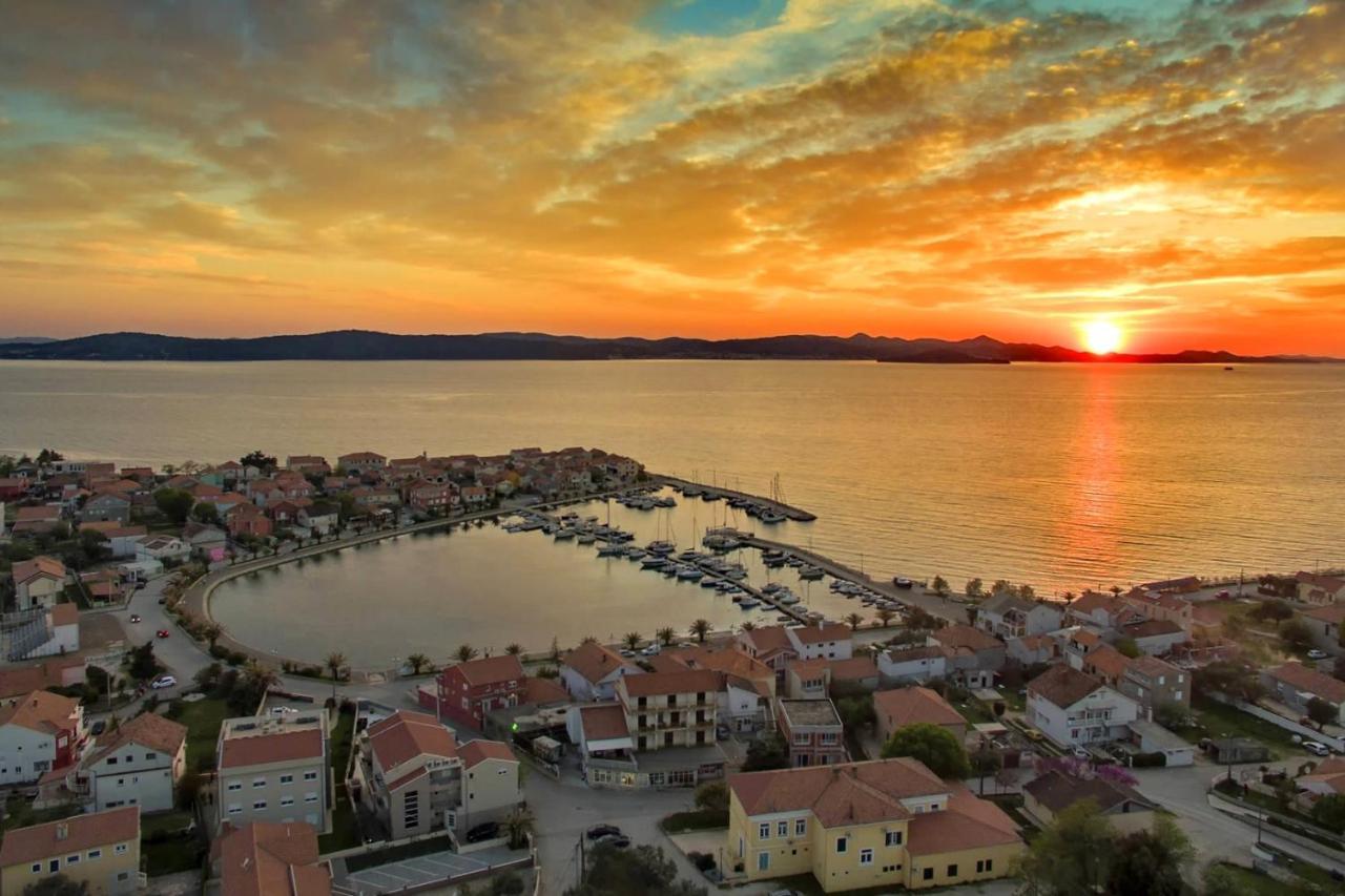 Apartments With A Parking Space Bibinje, Zadar - 14773 Luaran gambar